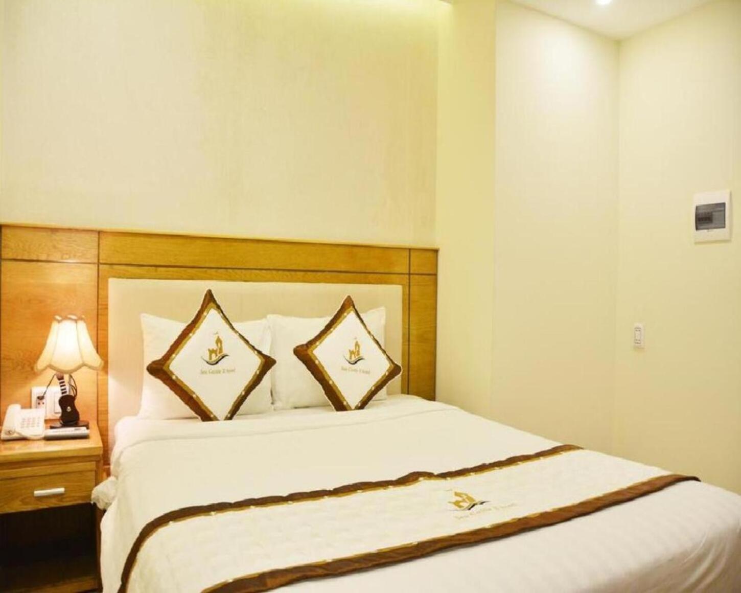 ซี คาสเซิล โฮเต็ล Hotel ดานัง ภายนอก รูปภาพ
